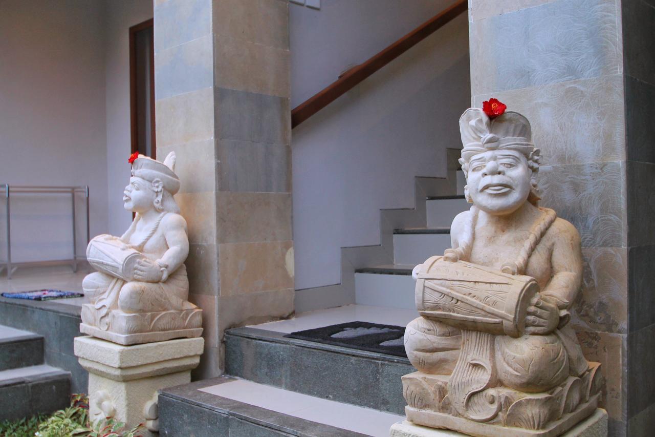Dewi Putri House Hotel อูบุด ภายนอก รูปภาพ