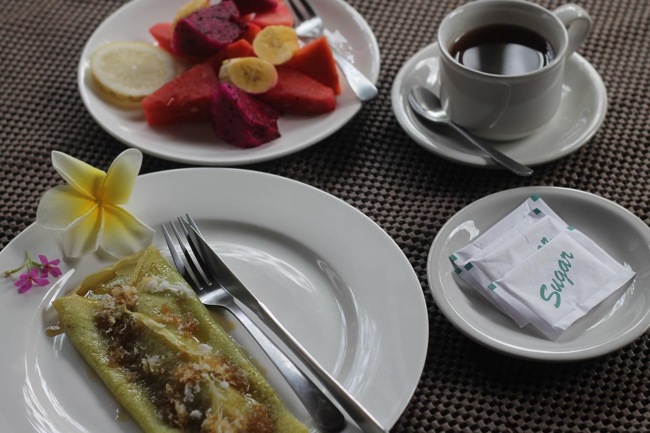 Dewi Putri House Hotel อูบุด ภายนอก รูปภาพ