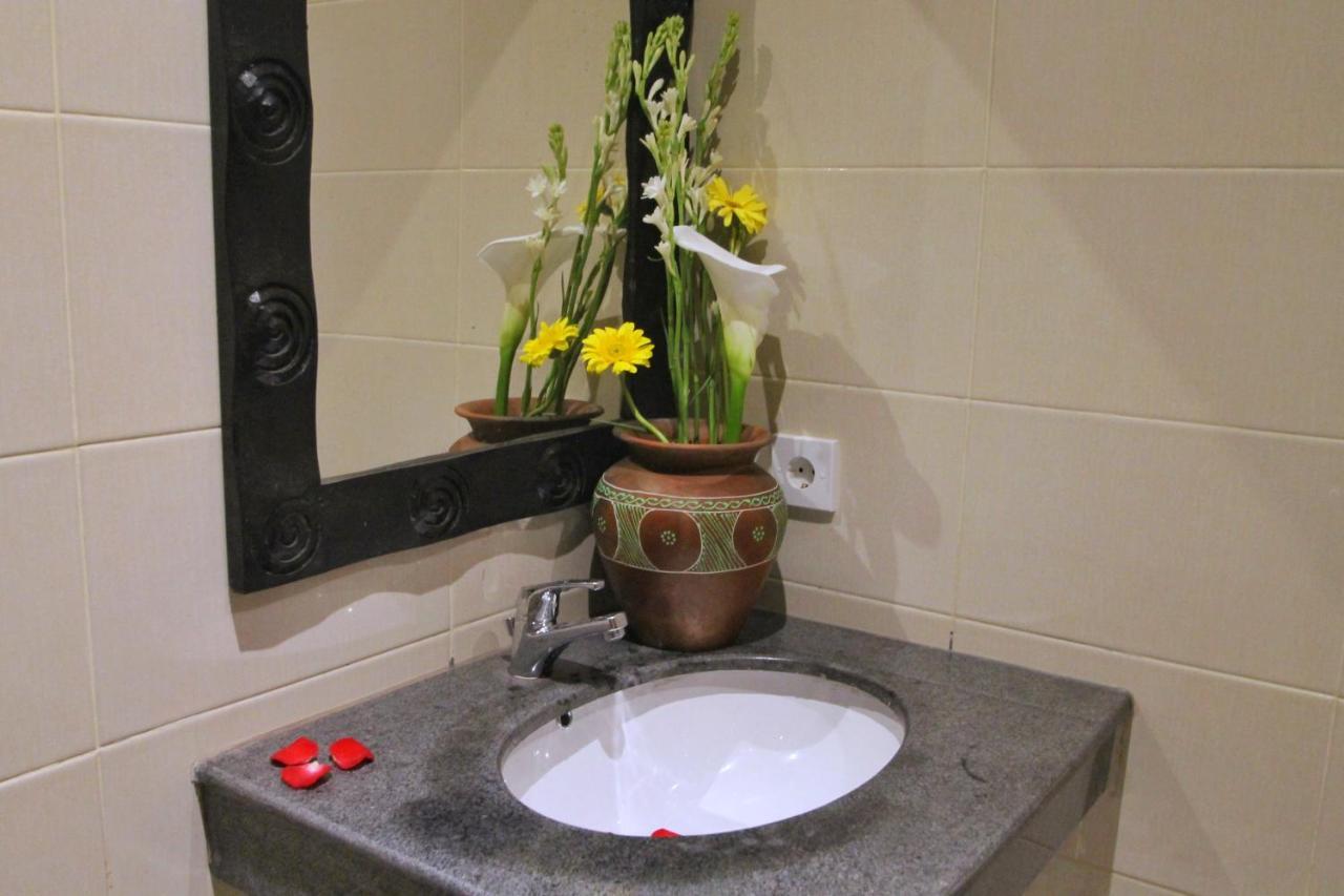 Dewi Putri House Hotel อูบุด ห้อง รูปภาพ